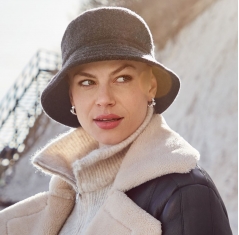 bonnet cancer, fashion bambou, fleures,  plissées, christine headwear, british graphite